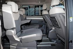 2025 Volkswagen Multivan TDI360 Life