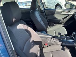 2019 Mazda 3 Neo Sport