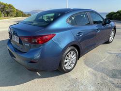 2019 Mazda 3 Neo Sport