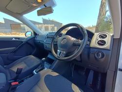 2013 Volkswagen Tiguan 132TSI Pacific 5N MY14 Four Wheel Drive Candy White