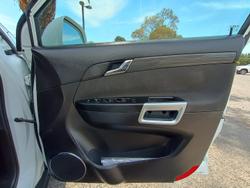 2013 Holden Captiva 5 CG Series II MY12 Pearl White