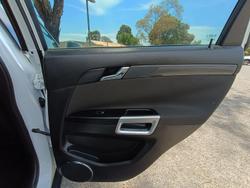 2013 Holden Captiva 5 CG Series II MY12 Pearl White