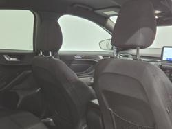 2019 Ford Focus ST-Line