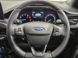 2019 Ford Focus ST-Line