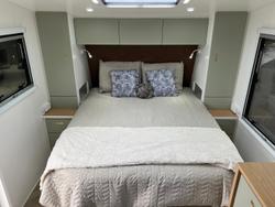2026 Olympic Marathon 21' Family Van