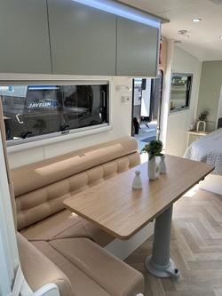 2025 Olympic Marathon 21' Family Van