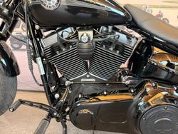 2015 Harley-davidson FXSB SOFTAIL BREAKOUT Black