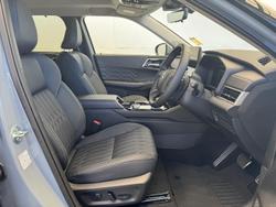 2025 Mitsubishi Outlander Exceed