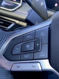 2025 Volkswagen Tiguan 195TSI R-Line