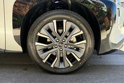 2025 Subaru Solterra AWD Touring