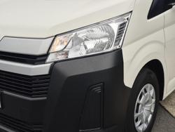 2022 Toyota Hiace Commuter GDH322R French Vanilla