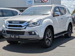 2020 Isuzu MU-X LS-T