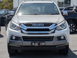 2020 Isuzu MU-X LS-T