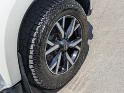 2020 Isuzu MU-X LS-T