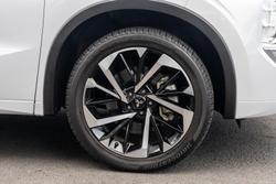 2024 Mitsubishi Outlander PHEV Exceed