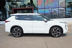 2024 Mitsubishi Outlander PHEV Exceed