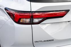 2024 Mitsubishi Outlander PHEV Exceed