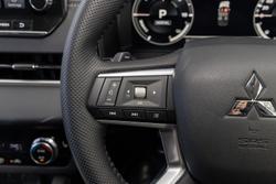 2024 Mitsubishi Outlander PHEV Exceed