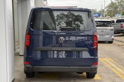 2025 Volkswagen Transporter TDI390