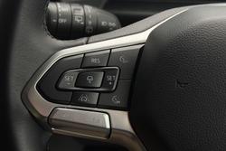 2025 Volkswagen Transporter TDI390