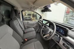 2025 Volkswagen Transporter TDI390