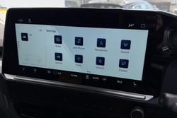 2025 Volkswagen Transporter TDI390