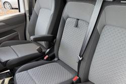 2025 Volkswagen Transporter TDI390