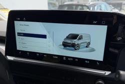 2025 Volkswagen Transporter TDI390