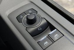 2025 Volkswagen Transporter TDI390