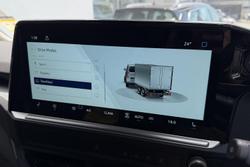 2025 Volkswagen Transporter TDI390
