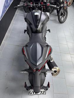 2025 Kawasaki Z500 SE Z Red