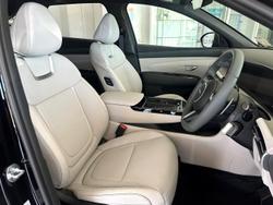 2025 Hyundai Tucson Hybrid Premium