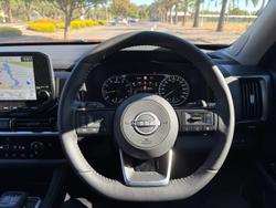 2024 Nissan Pathfinder Ti