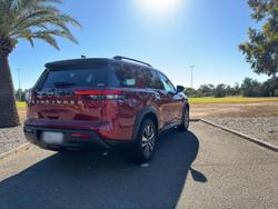 2024 Nissan Pathfinder Ti