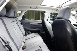 2025 MG MGS5 EV Essence 62