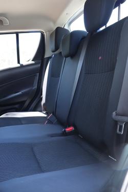 2015 Suzuki Swift GL Navigator