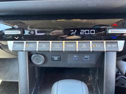 2024 Mitsubishi Triton GLX+