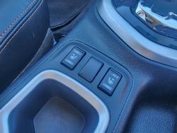 2020 Nissan Navara N-TREK