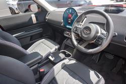 2024 MINI Countryman C Classic