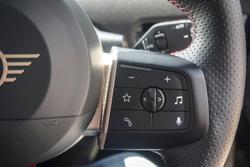 2025 MINI Cooper JCW E Favoured