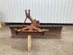 1984 Muller 6 Foot Linkage Grader Blade