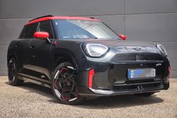 2025 MINI Aceman JCW E Favoured