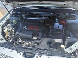 2006 Mitsubishi 380 VR-X DB Platinum