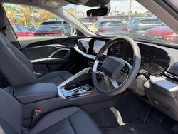 2025 Audi Q5 TFSI 150kW