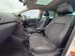 2012 Volkswagen Polo 77TSI Comfortline 6R MY12.5 Candy White