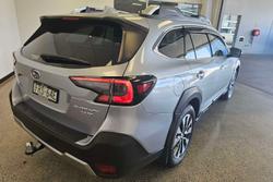 2024 Subaru Outback AWD Touring XT