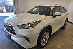 2022 Toyota Kluger Grande