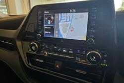 2022 Toyota Kluger Grande