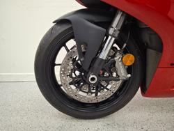 2025 DUCATI PANIGALE V2 Red