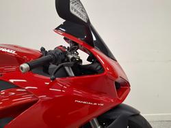 2025 DUCATI PANIGALE V2 Red